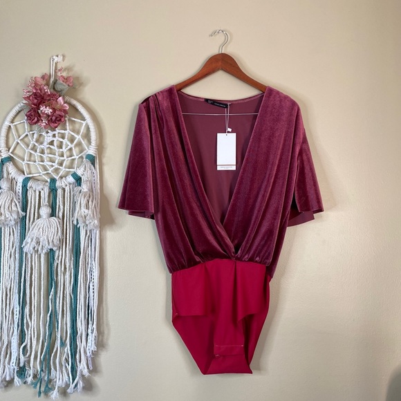 Zara Tops - Zara Velvet Bodysuit V Neck Maroon Size Medium